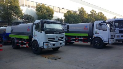 山西太原客戶再訂6臺(tái)掃路車、吸塵車、洗掃車、灑水車