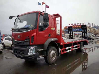 挖機平板運輸車增壓器保養(yǎng)小妙招超實用！