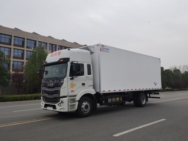 江淮格爾發(fā)A5X，6米8冷藏