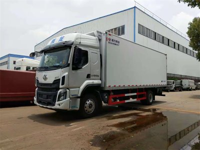 東風(fēng)柳汽乘龍H5 7.8米冷藏車 國(guó)六